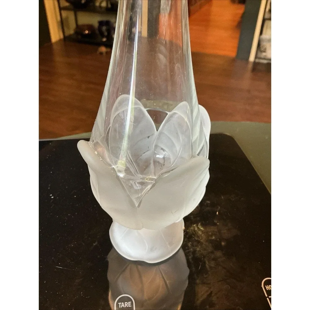 Vintage MCM Viking Glass Swung Vase Cabbage Leaf Satin Footed Base 13